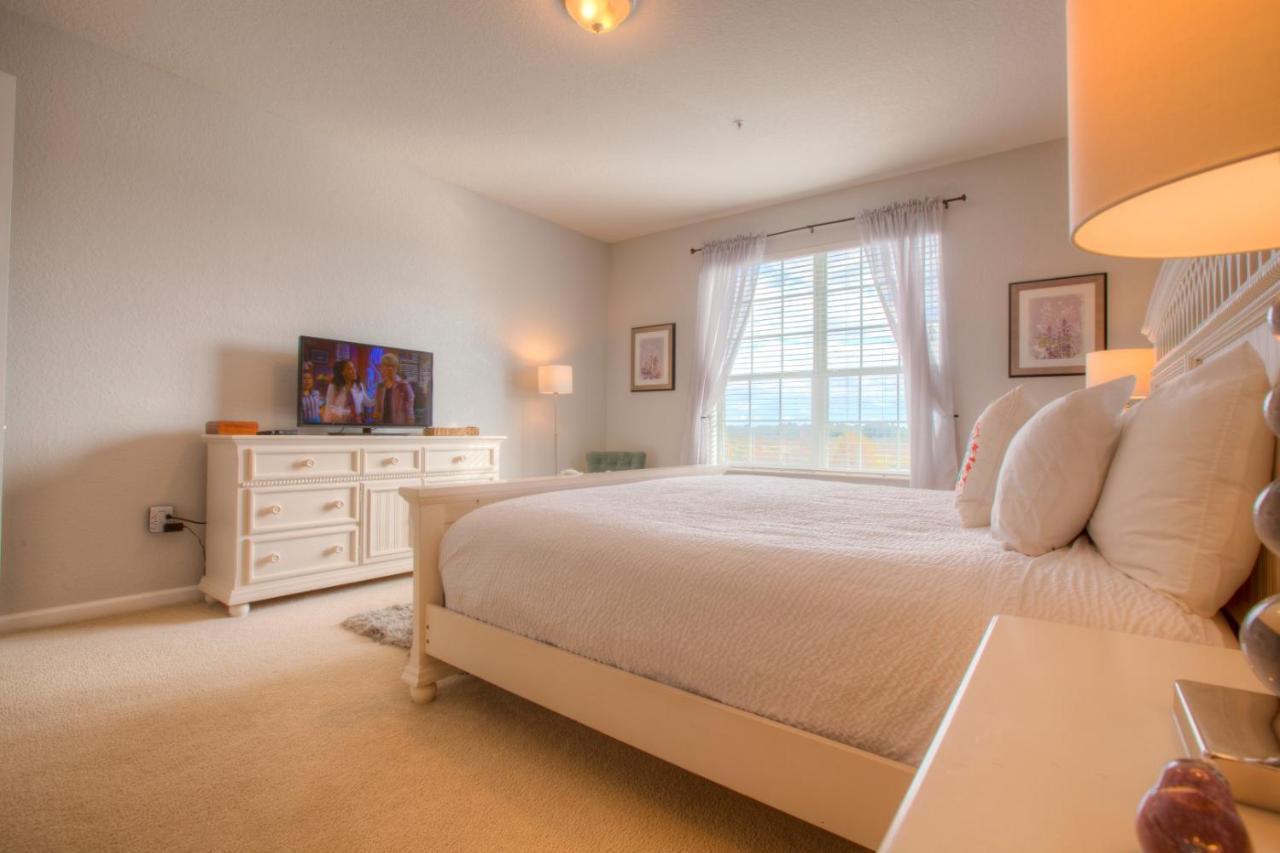 Stunning Lakeview Condo Wprivate Balcony 키시미 외부 사진
