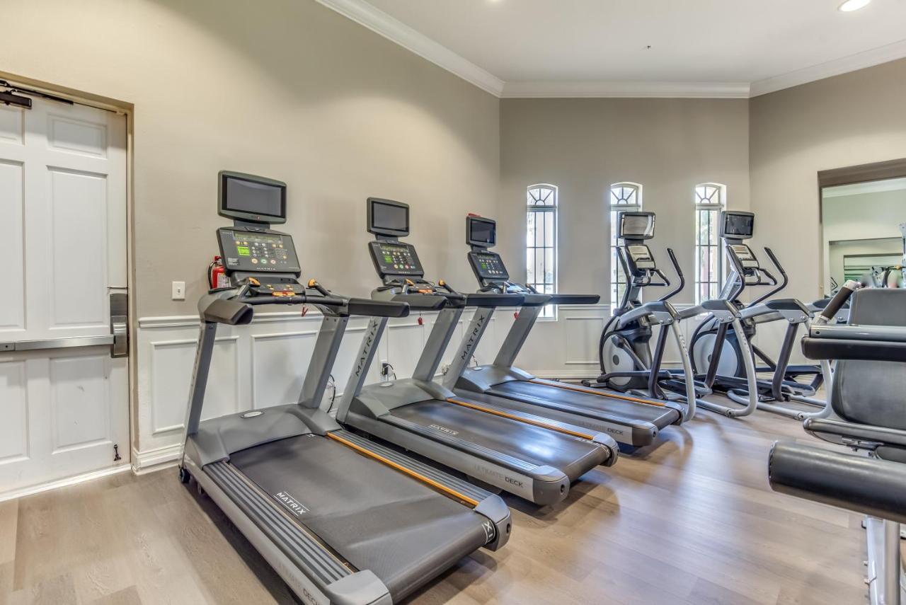 Stunning Lakeview Condo Wprivate Balcony 키시미 외부 사진