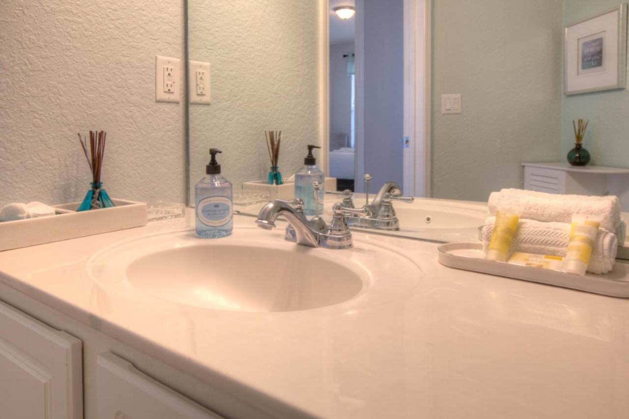 Stunning Lakeview Condo Wprivate Balcony 키시미 외부 사진