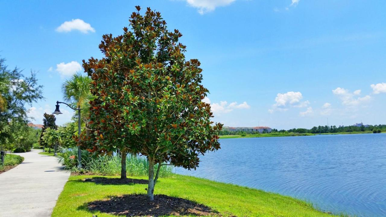 Stunning Lakeview Condo Wprivate Balcony 키시미 외부 사진